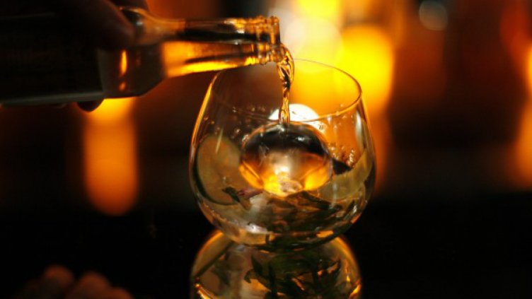 Условна присъда за шофьор на камион, карал с 3,19 промила