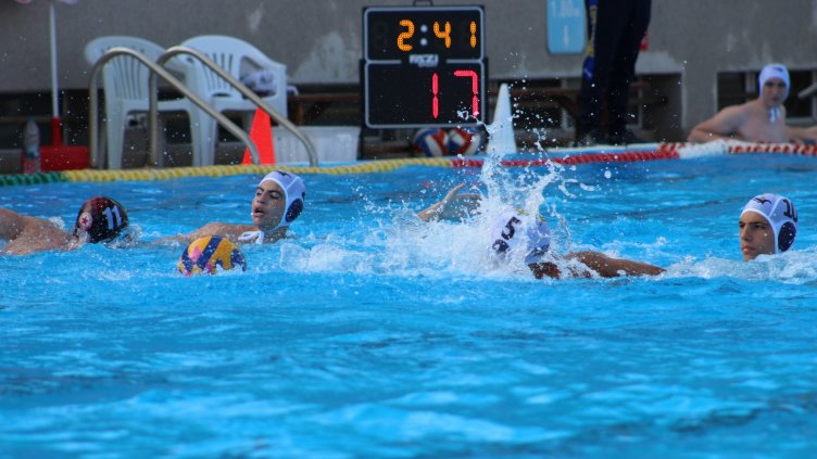 „Комодор” спечели градското дерби с „Черно море – Тича”