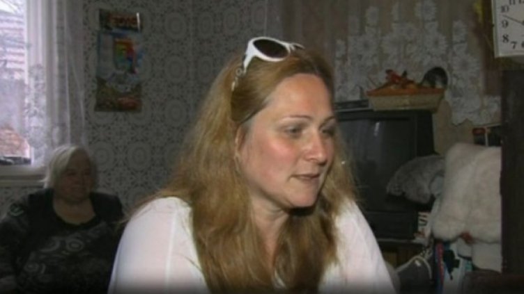 И премиерът Борисов не "издигна" чистачката с 2-те висши