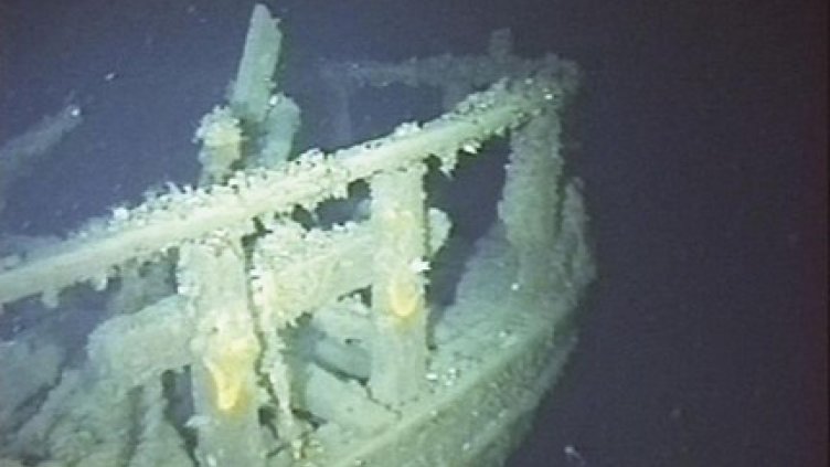 Два потънали кораба стават туристическа атракция