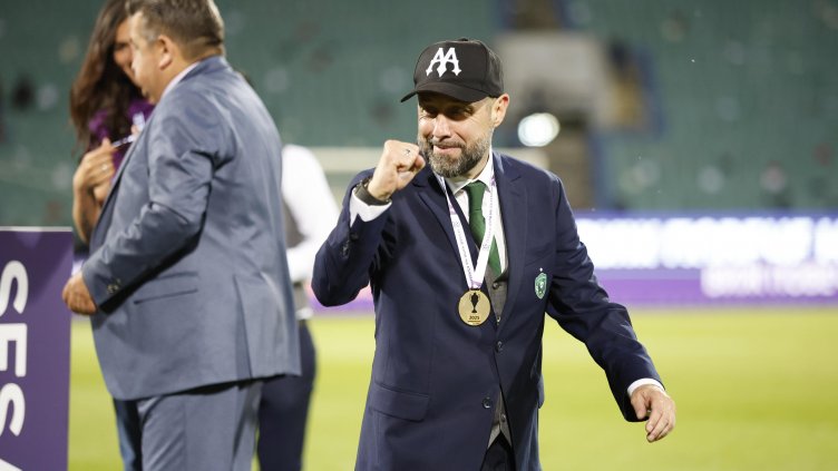 Лудогорец се раздели със старши треньора Игор Йовичевич