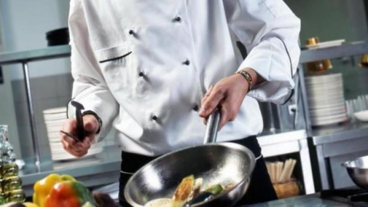 Заведенията искат единен вечерен час