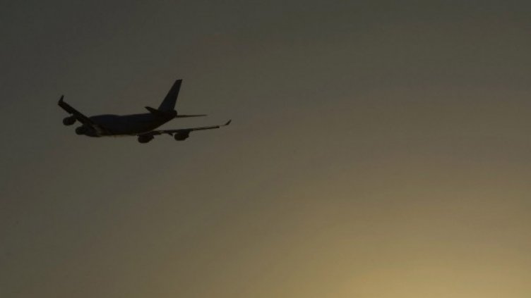 37 пострадали при турбуленция в канадски самолет 