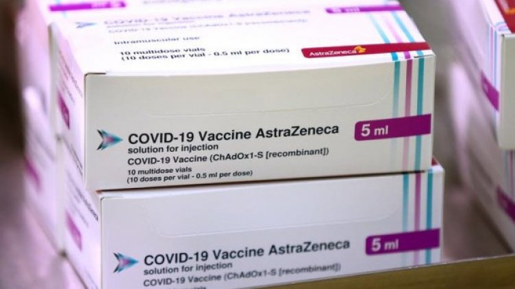 Какво не ѝ е наред на ваксината на AstraZeneca?