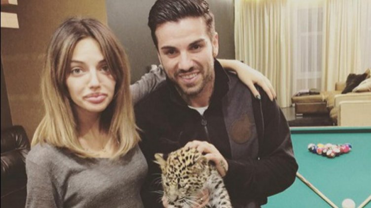 Джизъса подари леопард на Есмер