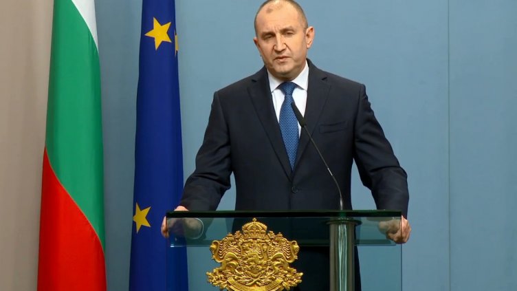 Президентът връчва и си взима мандата от БСП-то, почва консултациите за ЦИК