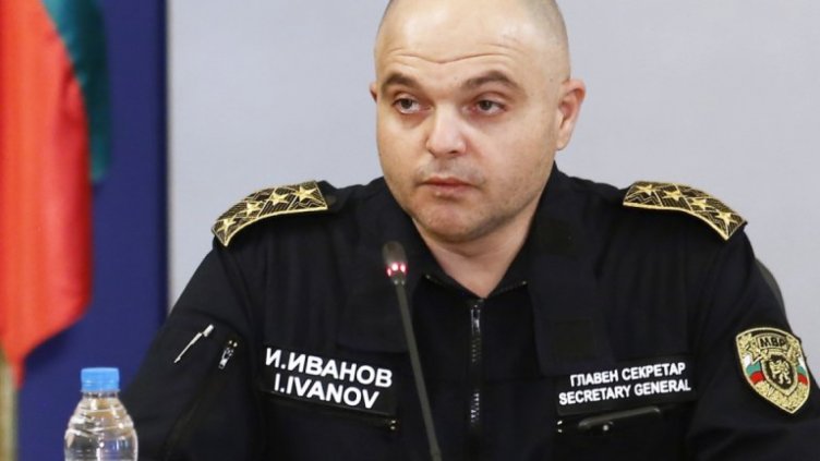 27 полицаи в страната заразени с коронавирус