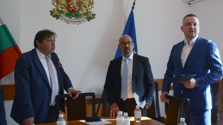 От големия ВиК проект във Варна ще бъдат изпълнени 40% 