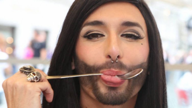 Кончита Вурст иска да прекара седмица с Путин