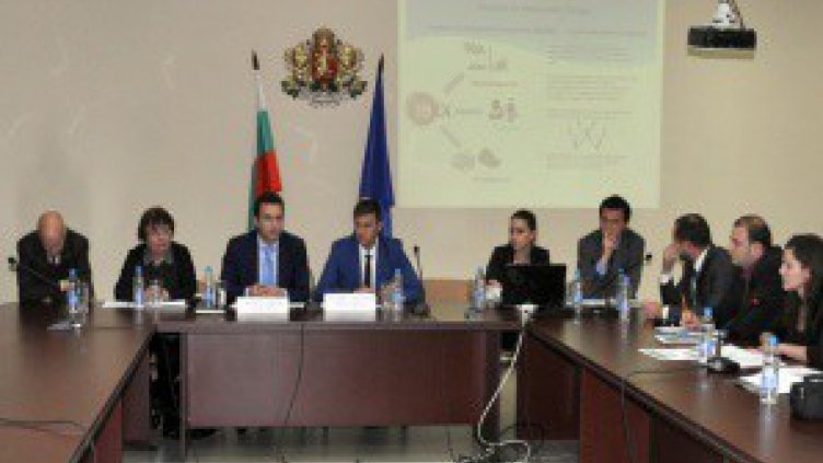 Потребителите вече сами ще решават от кого да купуват ток