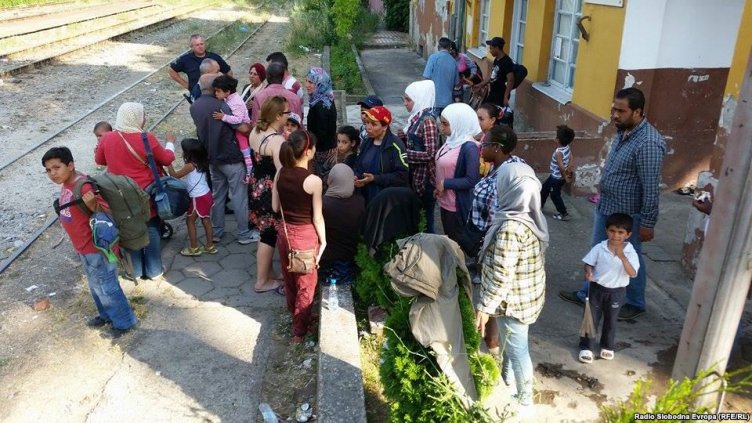 Британци обвиняват България в грубо отношение към мигранти