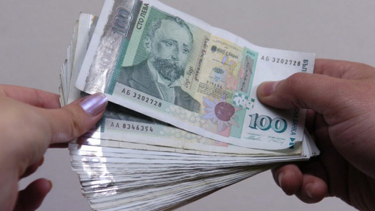 Българите теглят все повече потребителски заеми