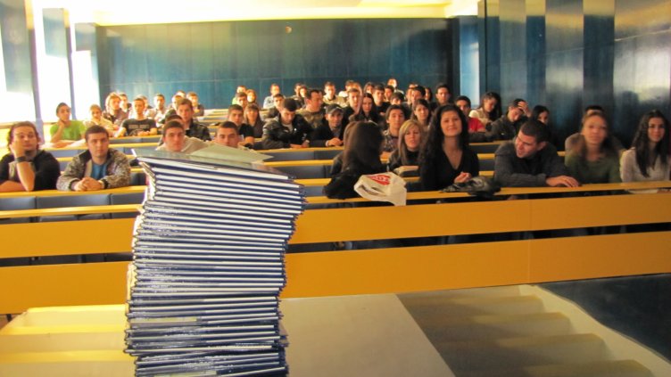 Студентите по право и медицина излизат на протест