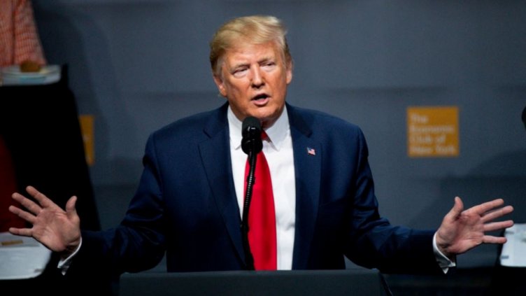 Тръмп забрани на служителите си да слушат телефонните му разговори 