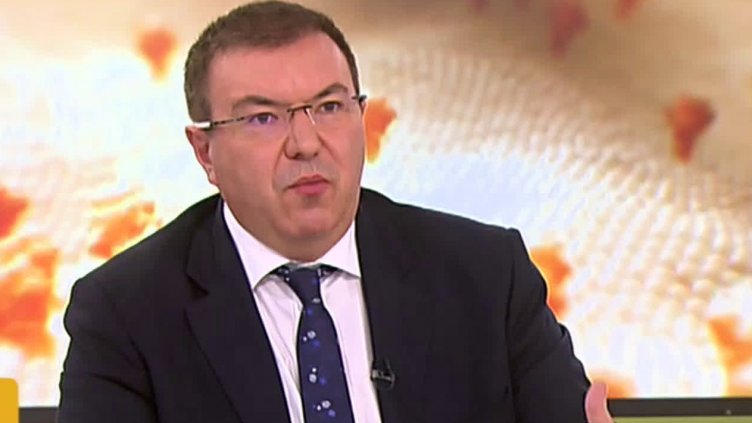 Здравният министър: Богопомазани болници - частни или държавни, няма да има