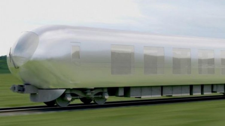 Влак невидимка се слива с околната среда