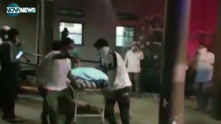 Индия с рекорд по заразени. За капак - нов пожар в COVID-отделение (ВИДЕО)