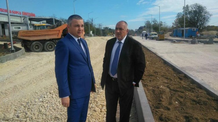 Бойко Борисов инспектира строителството на инфраструктурните обекти във Варна