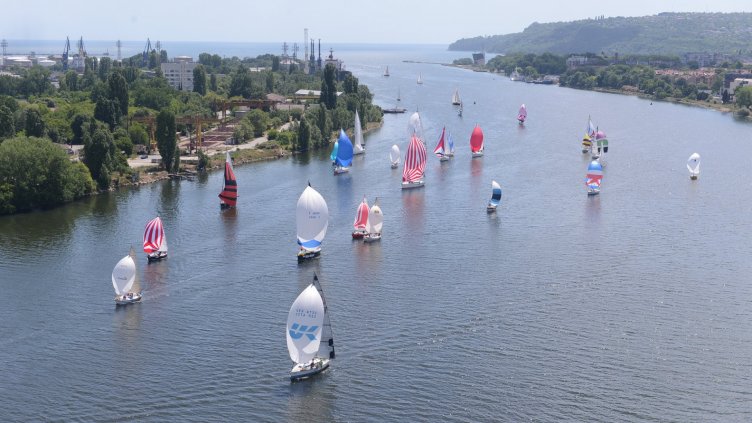За шести път организират регатата Varna Channel Cup