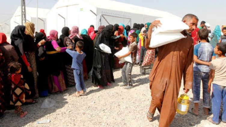 Турция се подготвя за стотици хиляди бежанци от Мосул