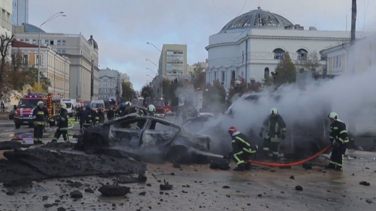 Русия изстреля 75 ракети срещу Украйна