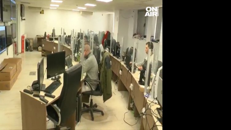 Търсят се, но и трудно се намират: Административни спецове, както и IT-та