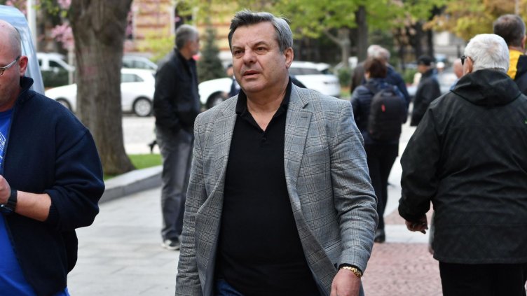 Издъхна Евгений Бакърджиев – отиде си след операция и прекаран ковид