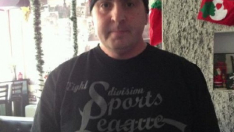 Погребват в сряда убития в Атина Иван