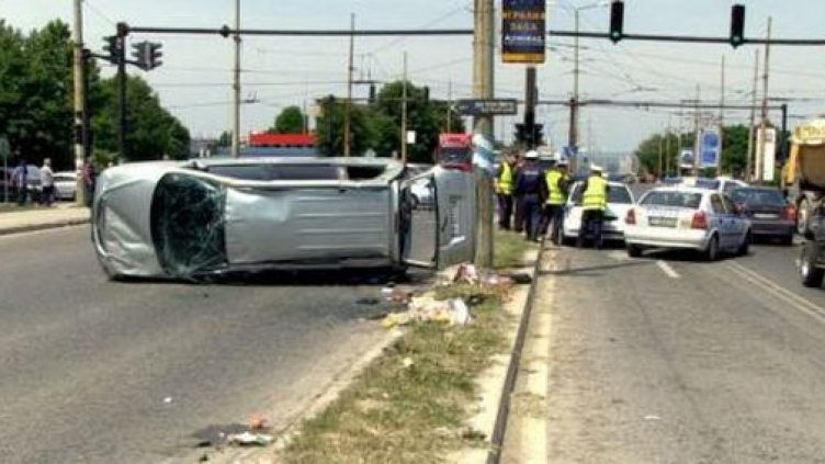 Патрулка във верижна катастрофа в Русе