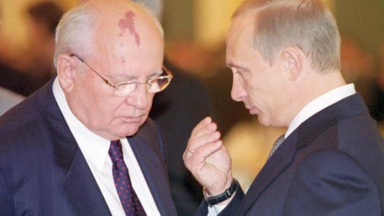 Путин няма да присъства на погребението на Горбачов! Графикът не му позволява