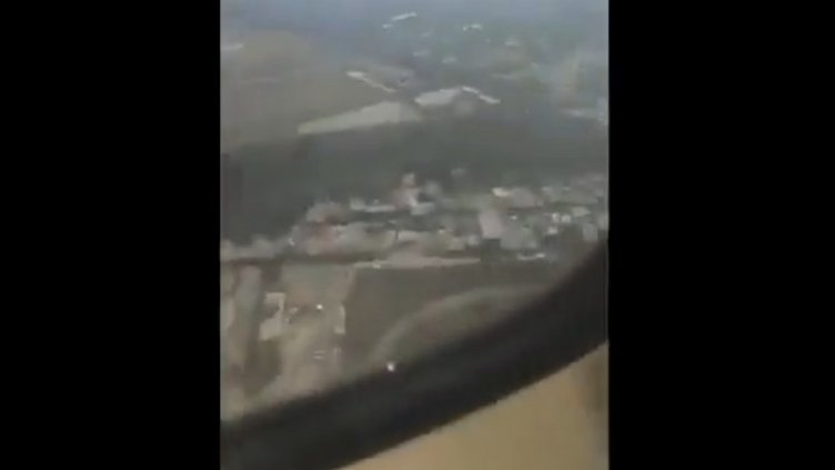 Пътник засне разбиването на самолета в Индия ВИДЕО