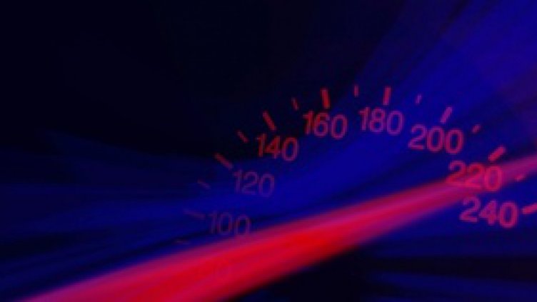 950 лв. глоба за джигит, "летял" със 180 км/ч при позволени 90