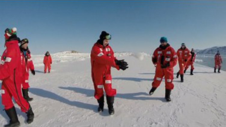 Ръгби на Северния полюс