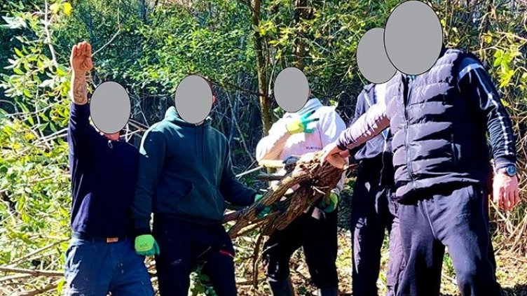 Голям гаф: Пиарът на Областна администрация във Варна изпрати снимка с нацистки поздрав до медиите