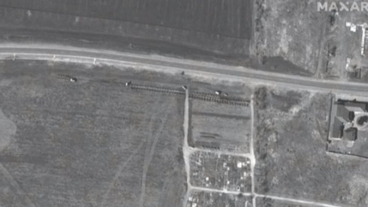 Откриха нови масови гробове край Мариупол