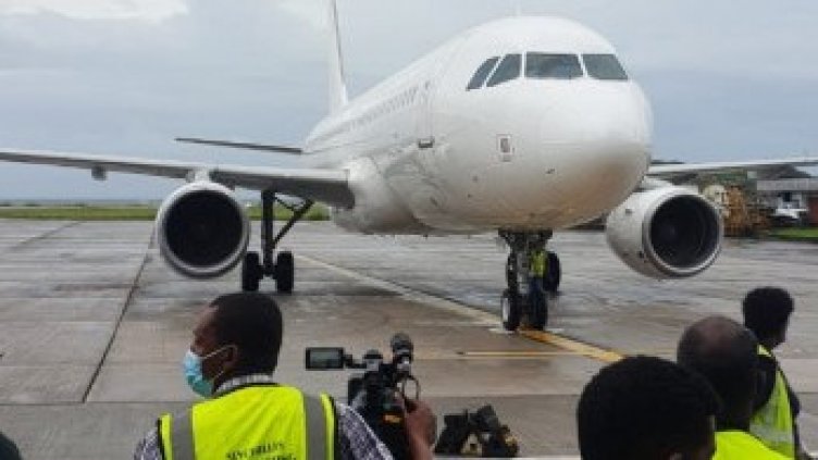 За пръв път. Самолет от България кацна на Сейшелите