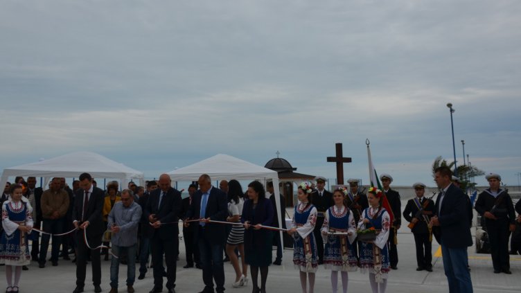Десислава Танева: През юни стартира новата Програма за морско дело и рибарство