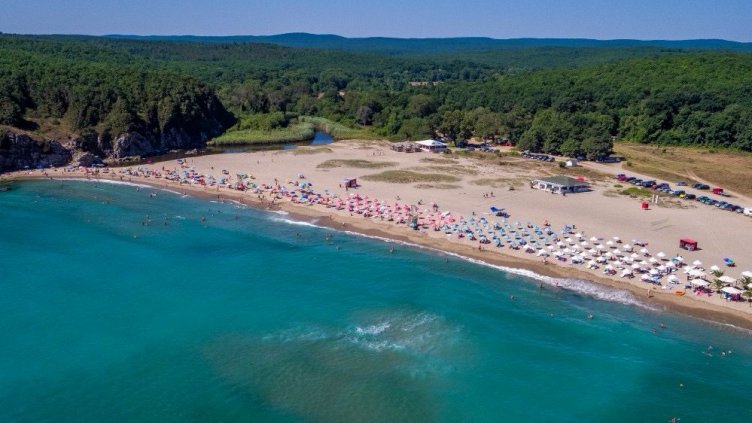 Налагат максимална санкция на концесионера за бетона върху плаж „Бутамята“