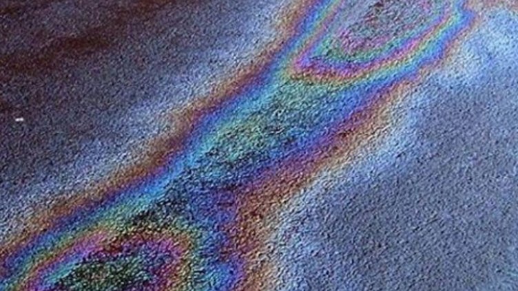 ТИР разля масло и дизелово гориво на АМ "Струма" 