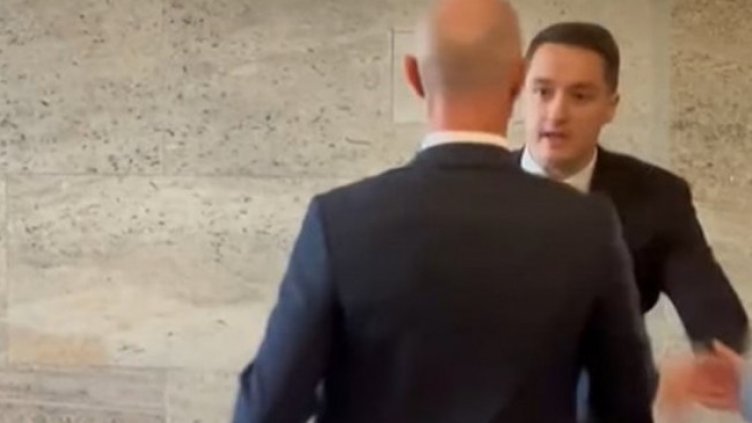 Бой и обиди в парламента! (ВИДЕО)