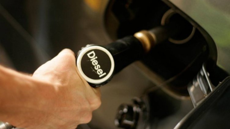 Караме с най-евтините горива. Защо тогава са ни толкова скъпи?