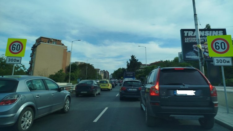 Днес се очаква засилен трафик