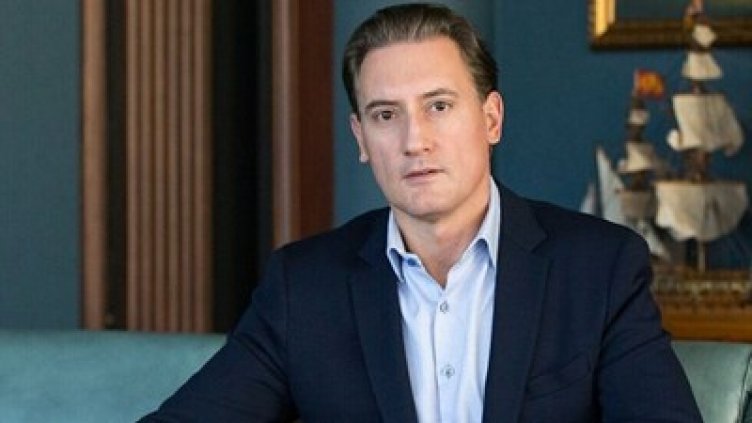 Нова на тезгяха. Кой ще купи телевизията и колко ще брои на Домусчиеви?