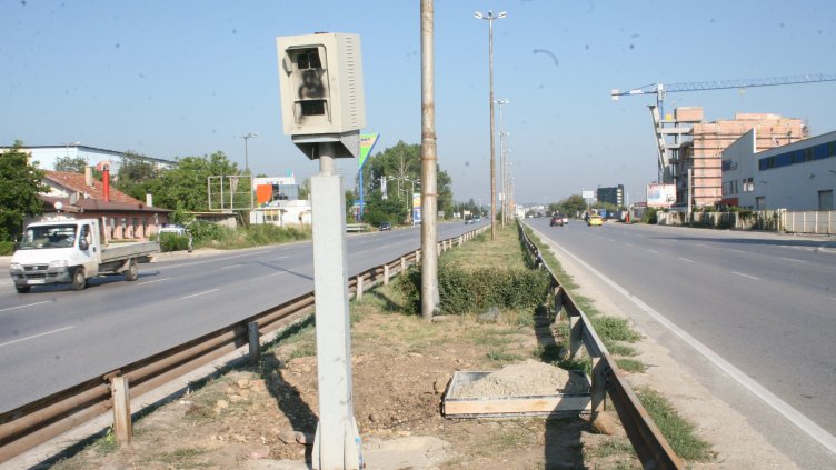 Столичани на прицел: 600 общински камери дебнат бус лентите и… глоби!
