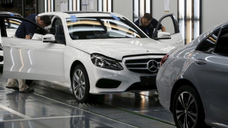 Mercedes-Benz иска да произвежда коли в Румъния