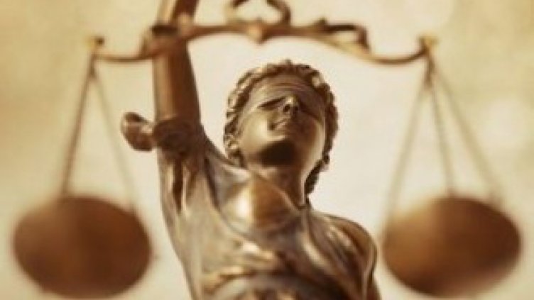 Осъдиха варненец, опитал да пробута фалшива диплома в КАТ