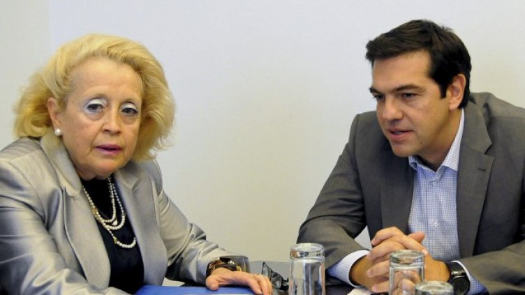 Първата жена премиер оглавява Гърция