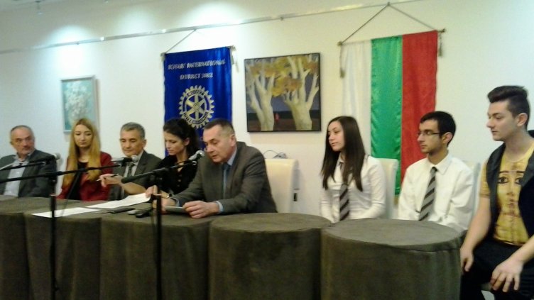 Наградиха ученици с международни  успехи