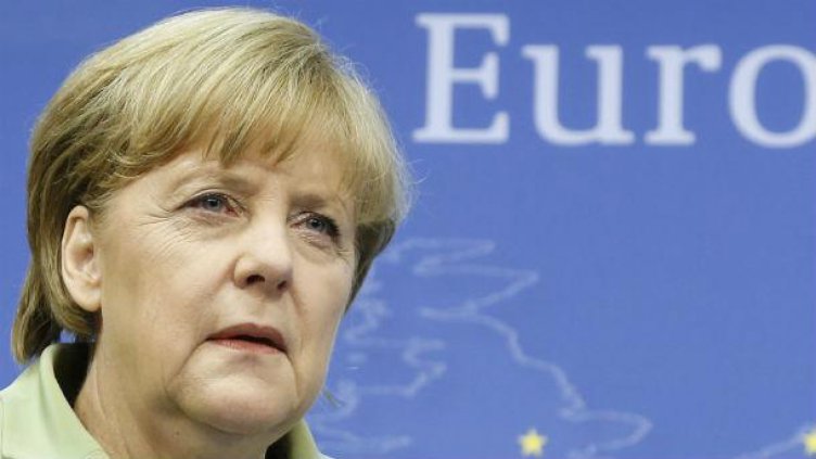 Меркел ще се кандидатира за четвърти мандат