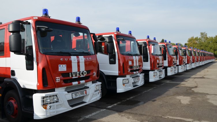 Голям пожар избухна в бившия завод „Кремиковци”